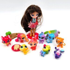 Littlest Pet Shop Toy Lot  Of 13 Prism Highhoof #26 Saffron Flutterdust #4 Read